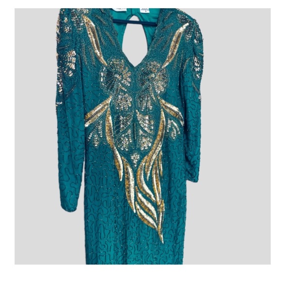 Excellent condition Womens Night Vogue Large beaded green gold evening gown - Picture 6 of 7